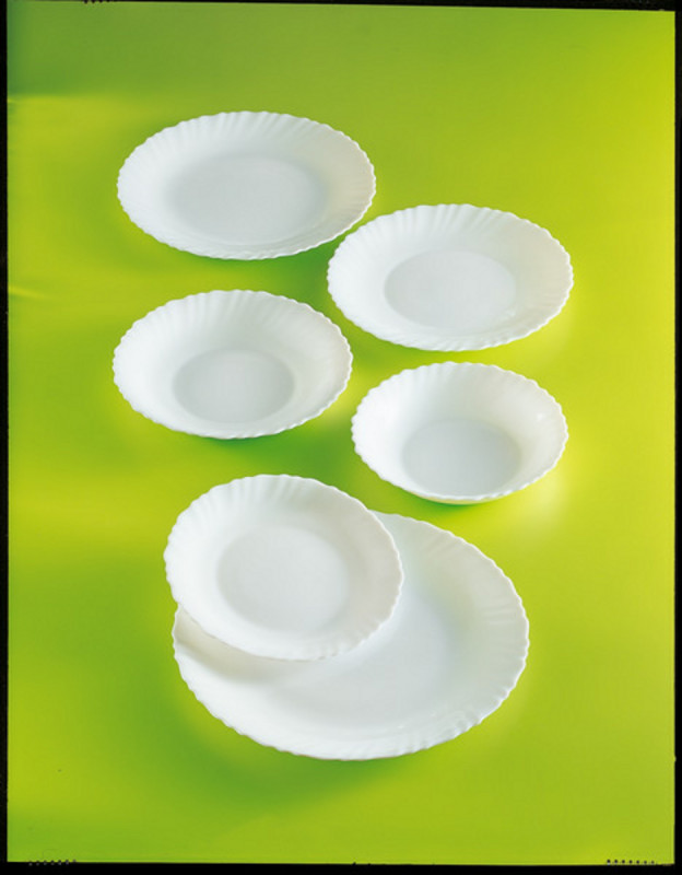 Assiette plate rond blanc verre Ø 23 cm Feston Arcoroc