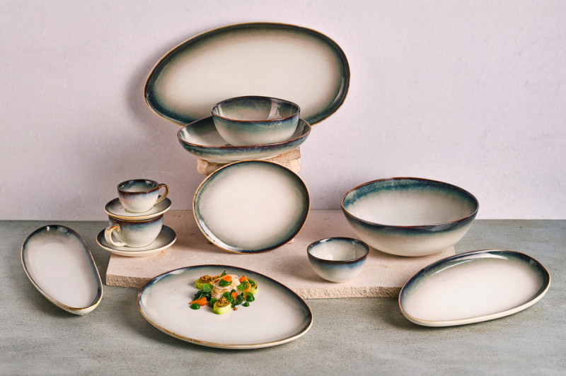 Assiette de présentation ovale blanc porcelaine 38x21 cm Akoya Proof